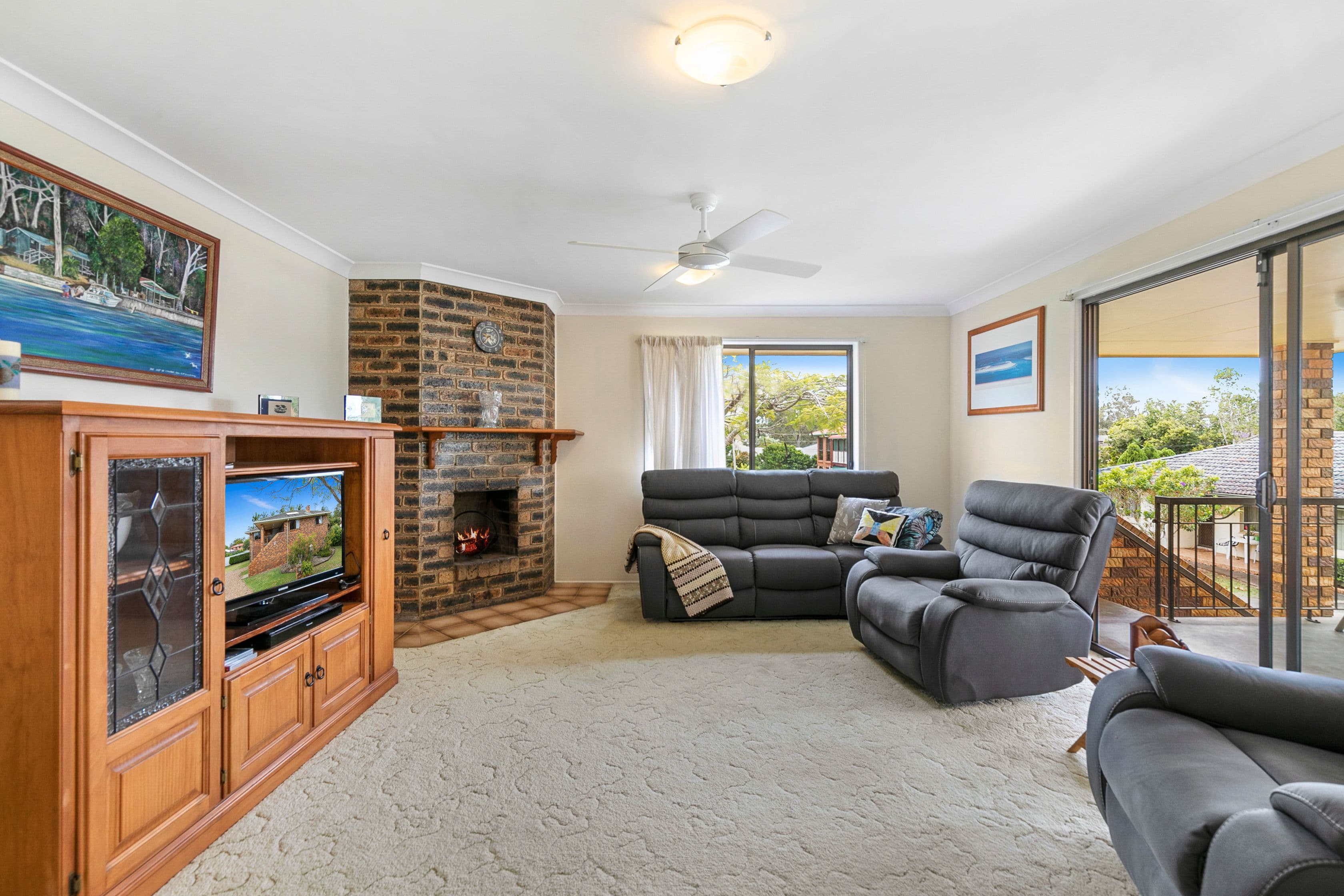 11 Sherrin Court, Cleveland QLD 4163, Cleveland - Thumbnail 2