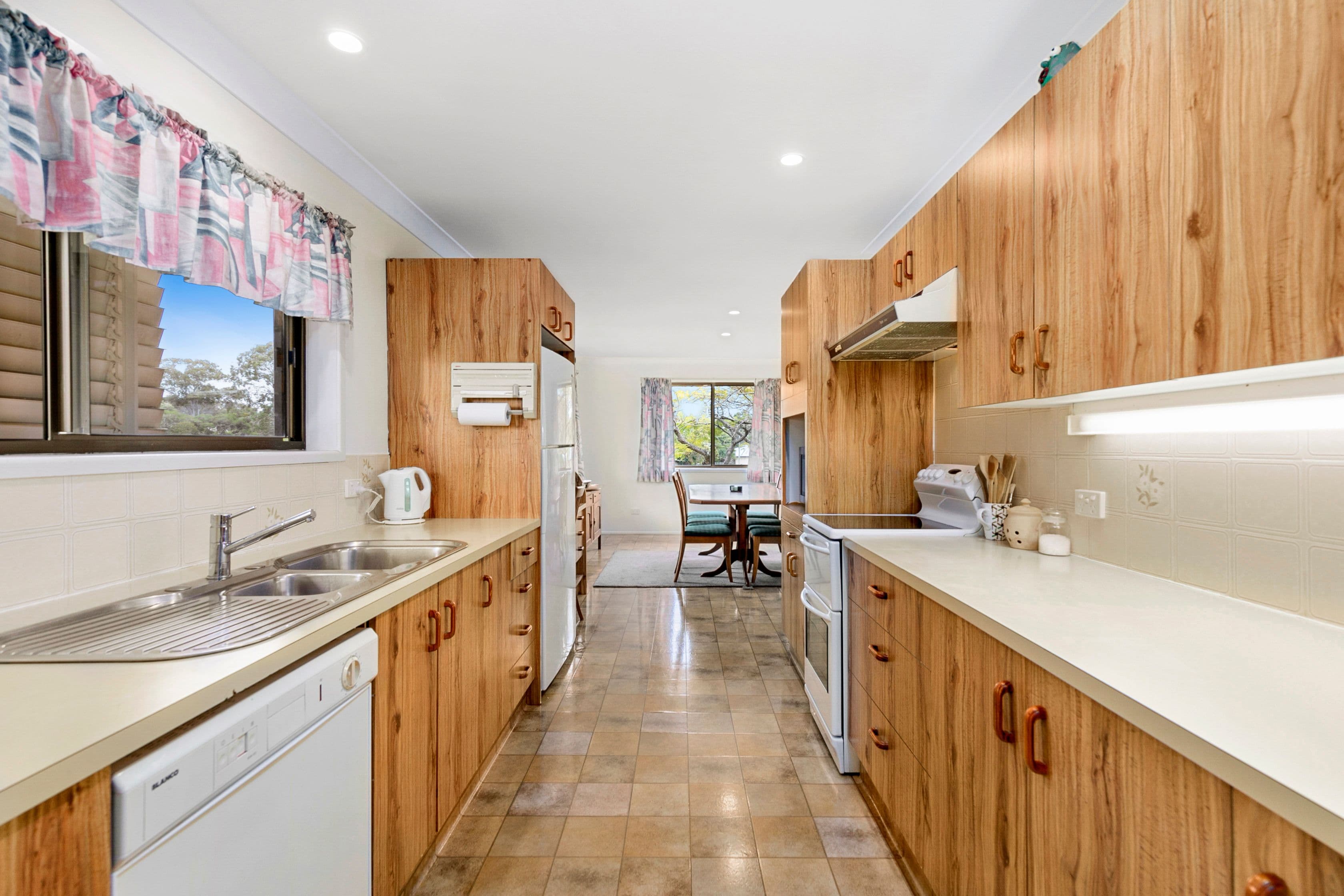 11 Sherrin Court, Cleveland QLD 4163, Cleveland - Thumbnail 5