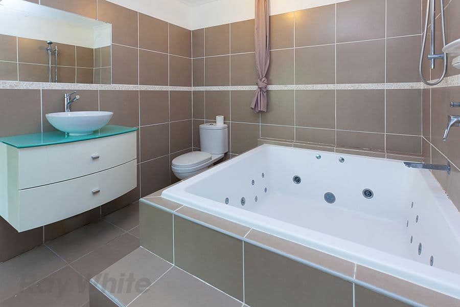 44 Hallett Avenue, Camira QLD 4300, Camira - Thumbnail 7