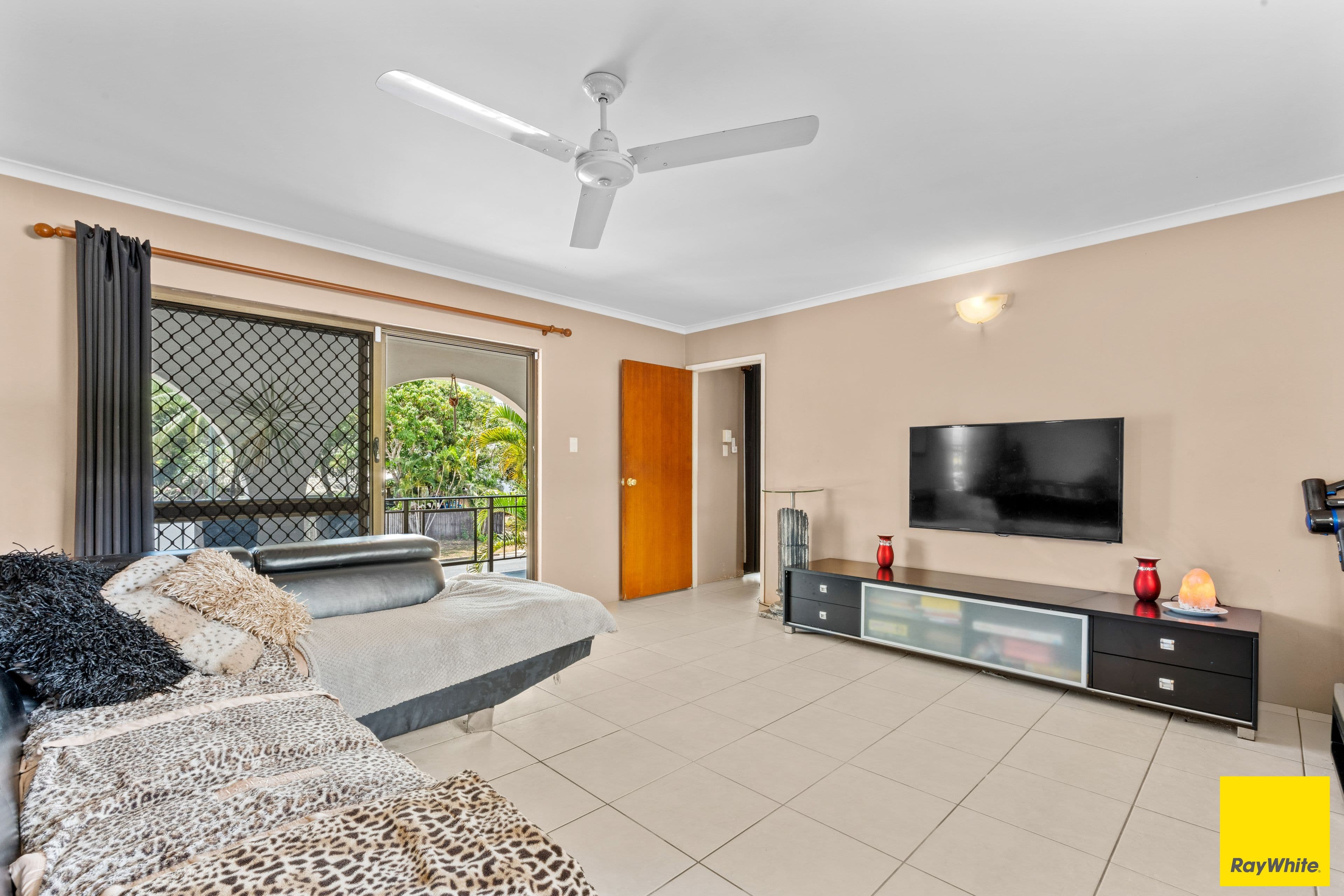 2 Monica Close, Holloways Beach QLD 4878, Holloways Beach - Thumbnail 4