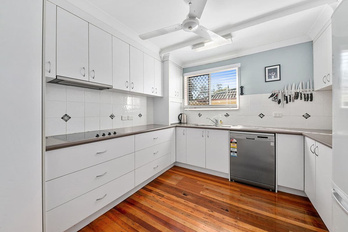 11 Elanora Street, Oxley QLD 4075, Oxley - Thumbnail 5