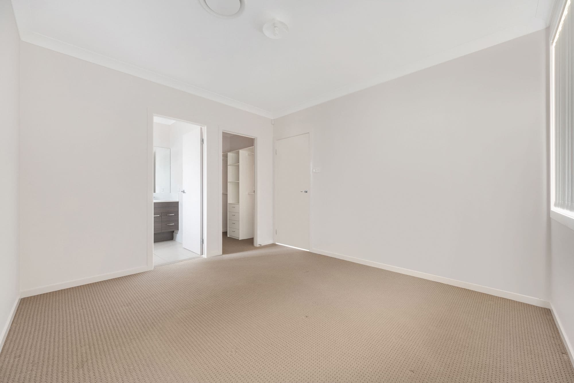 27 Longbush Rise, Cobbitty NSW 2570, Cobbitty - Thumbnail 5