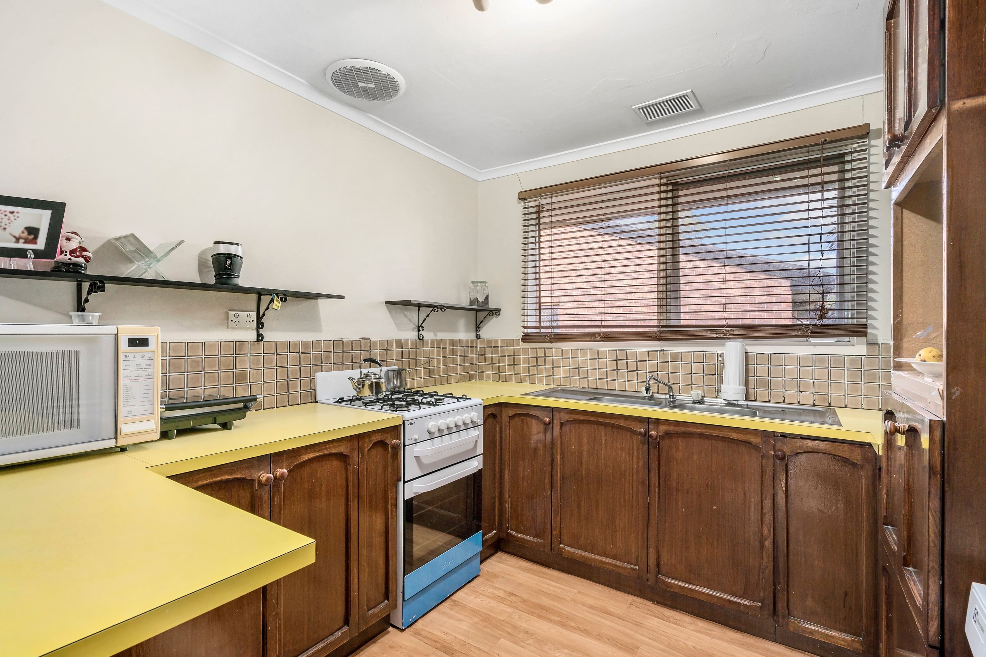 4 Melaleuca Court, Frankston VIC 3199, Frankston - Thumbnail 3