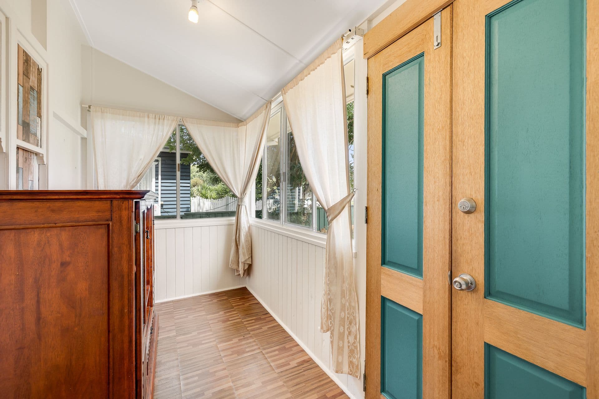 39 Henderson Street, Newtown QLD 4350, Newtown - Thumbnail 3