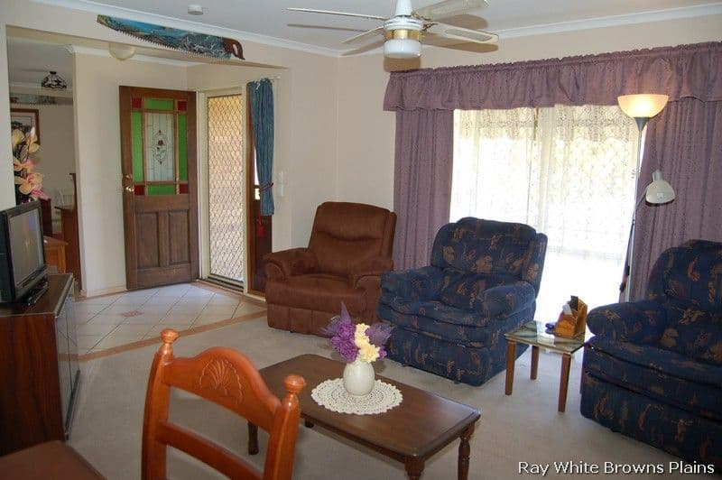 27 Thistle Street, REGENTS PARK QLD 4118, Regents Park - Thumbnail 3