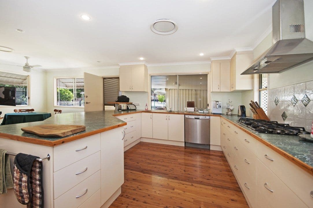 41 Kippen Road, Sarina QLD 4737, Sarina - Thumbnail 2