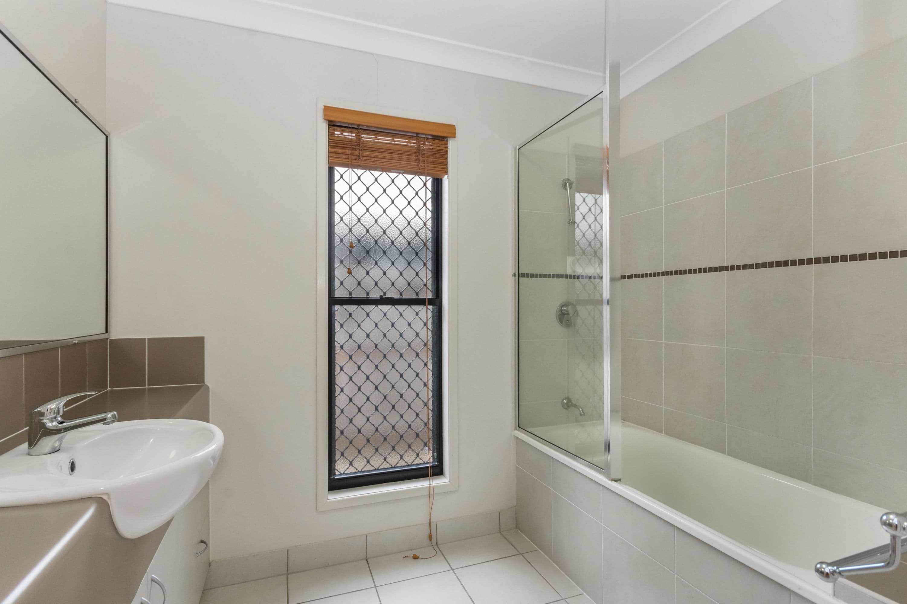 24 Laurie Motti Parade, Kirwan QLD 4817, Kirwan - Thumbnail 5