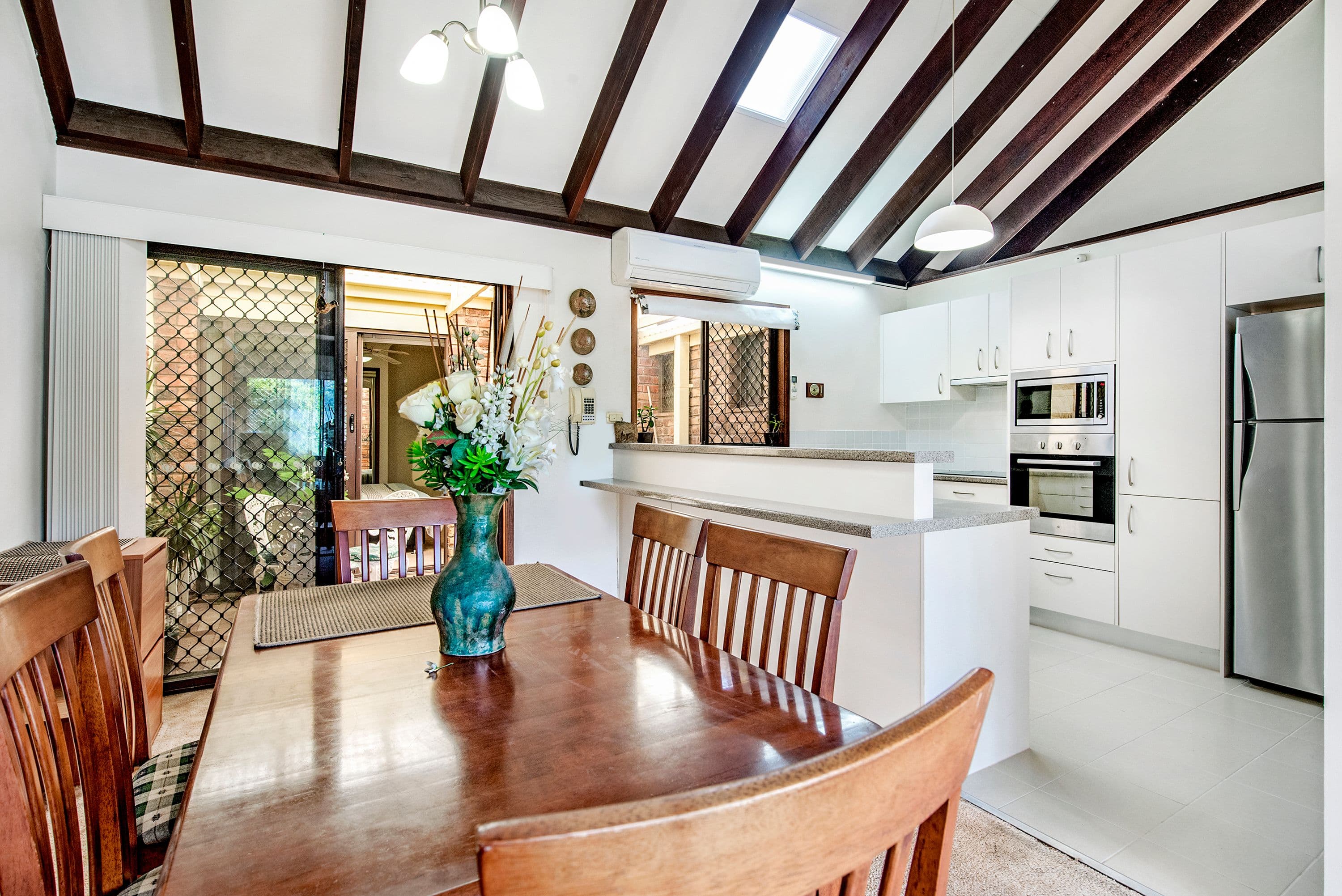 48 Bordeaux Parade, Mermaid Waters QLD 4218, Mermaid Waters - Thumbnail 6