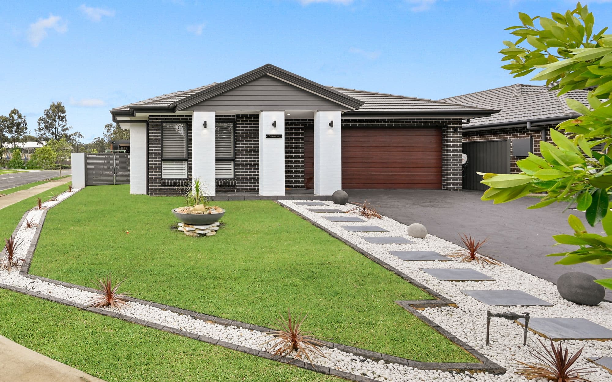 10 Bethany Circuit, JORDAN SPRINGS NSW 2747, Jordan Springs - Thumbnail 2