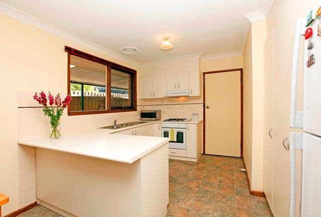 106 Sharps Road, TULLAMARINE VIC 3043, Tullamarine - Thumbnail 2