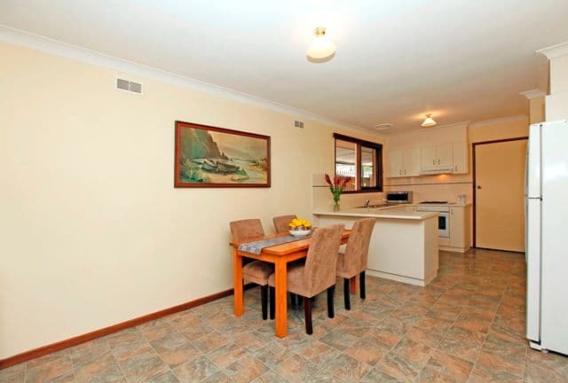 106 Sharps Road, TULLAMARINE VIC 3043, Tullamarine - Thumbnail 3