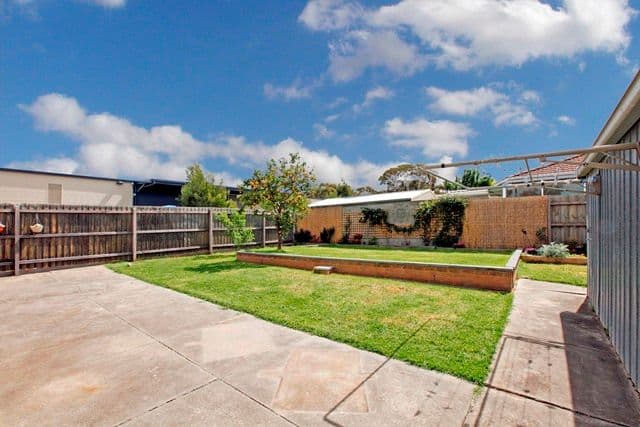 106 Sharps Road, TULLAMARINE VIC 3043, Tullamarine - Thumbnail 7
