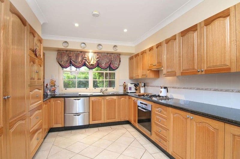 1 Forester Crescent, CHERRYBROOK NSW 2126, Cherrybrook - Thumbnail 3