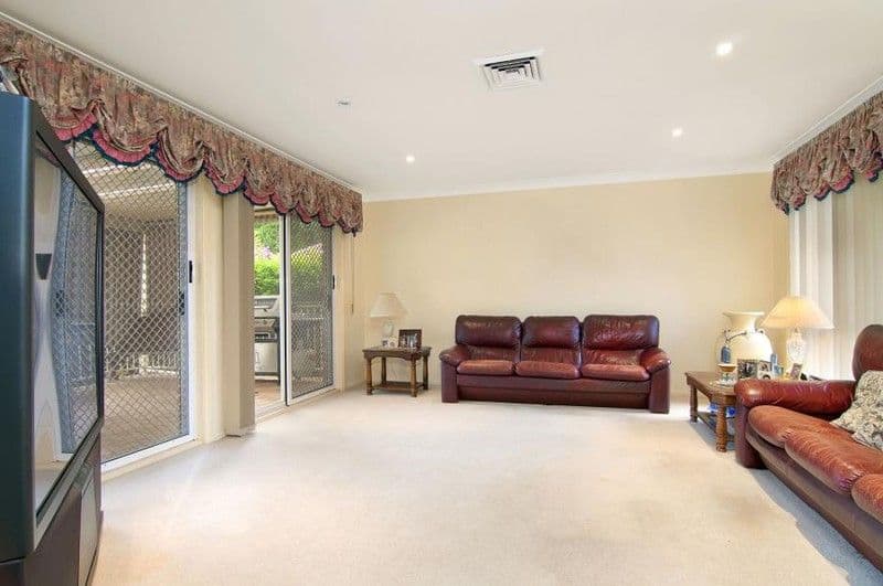 1 Forester Crescent, CHERRYBROOK NSW 2126, Cherrybrook - Thumbnail 5