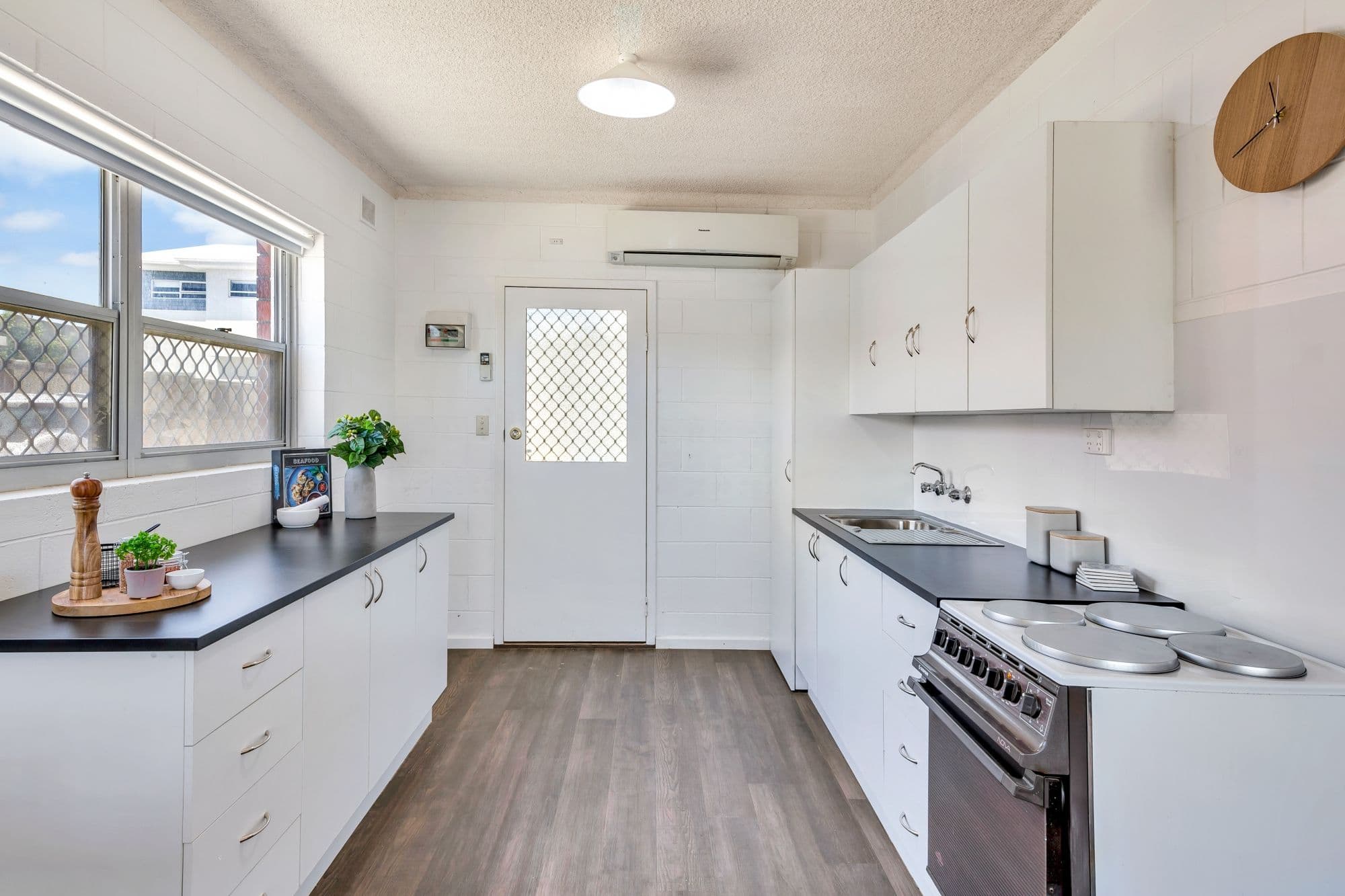 97 Esplanade, Semaphore SA 5019, Semaphore - Thumbnail 2