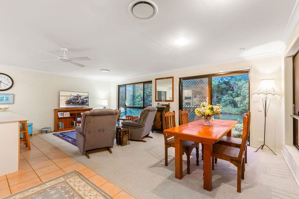 11 Cosmos Court, Elanora QLD 4221, Elanora - Thumbnail 5