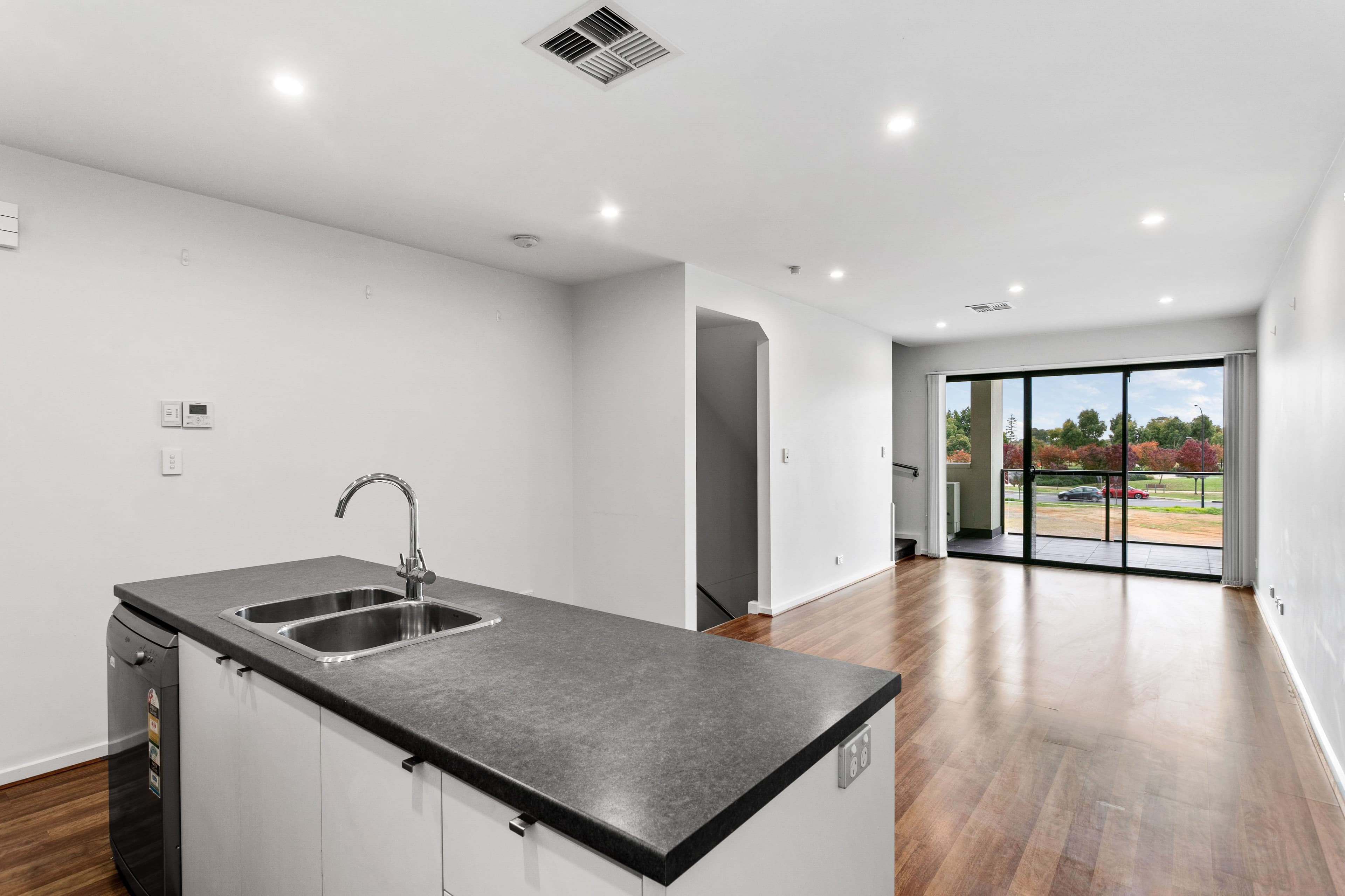 33 Steeplechase Avenue, St Clair SA 5011, St Clair - Thumbnail 5
