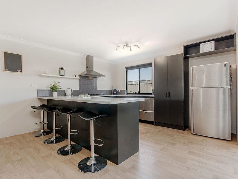 11 Kempeana Way, Baldivis WA 6171, Baldivis - Thumbnail 2