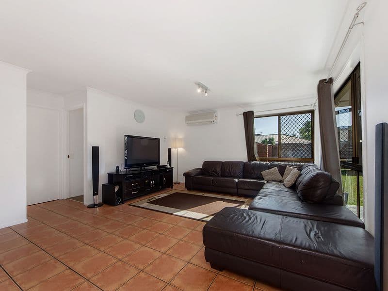 4 Carron Street, Merrimac QLD 4226, Merrimac - Thumbnail 6