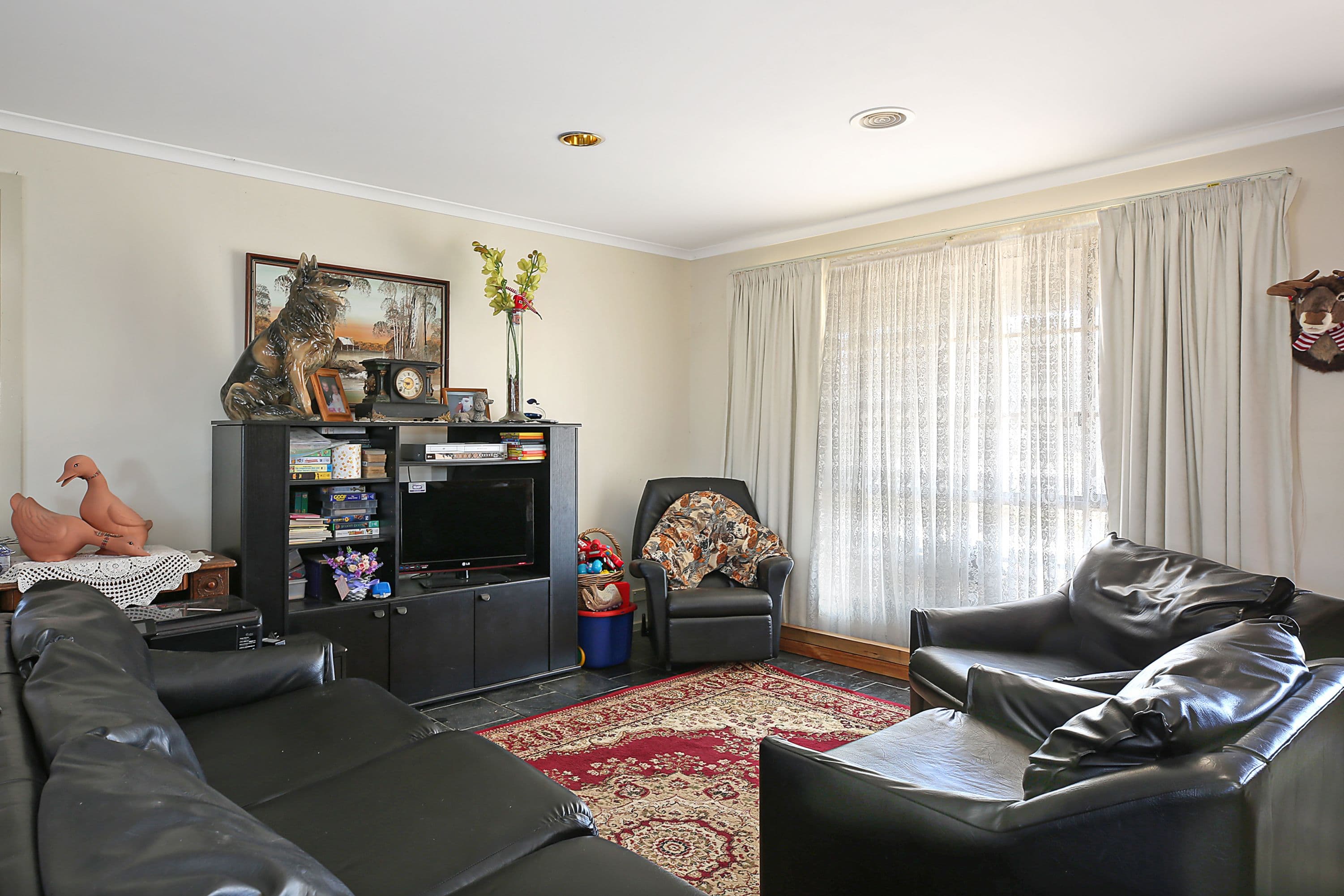 1 Orton Court, Cobden VIC 3266, Cobden - Thumbnail 4