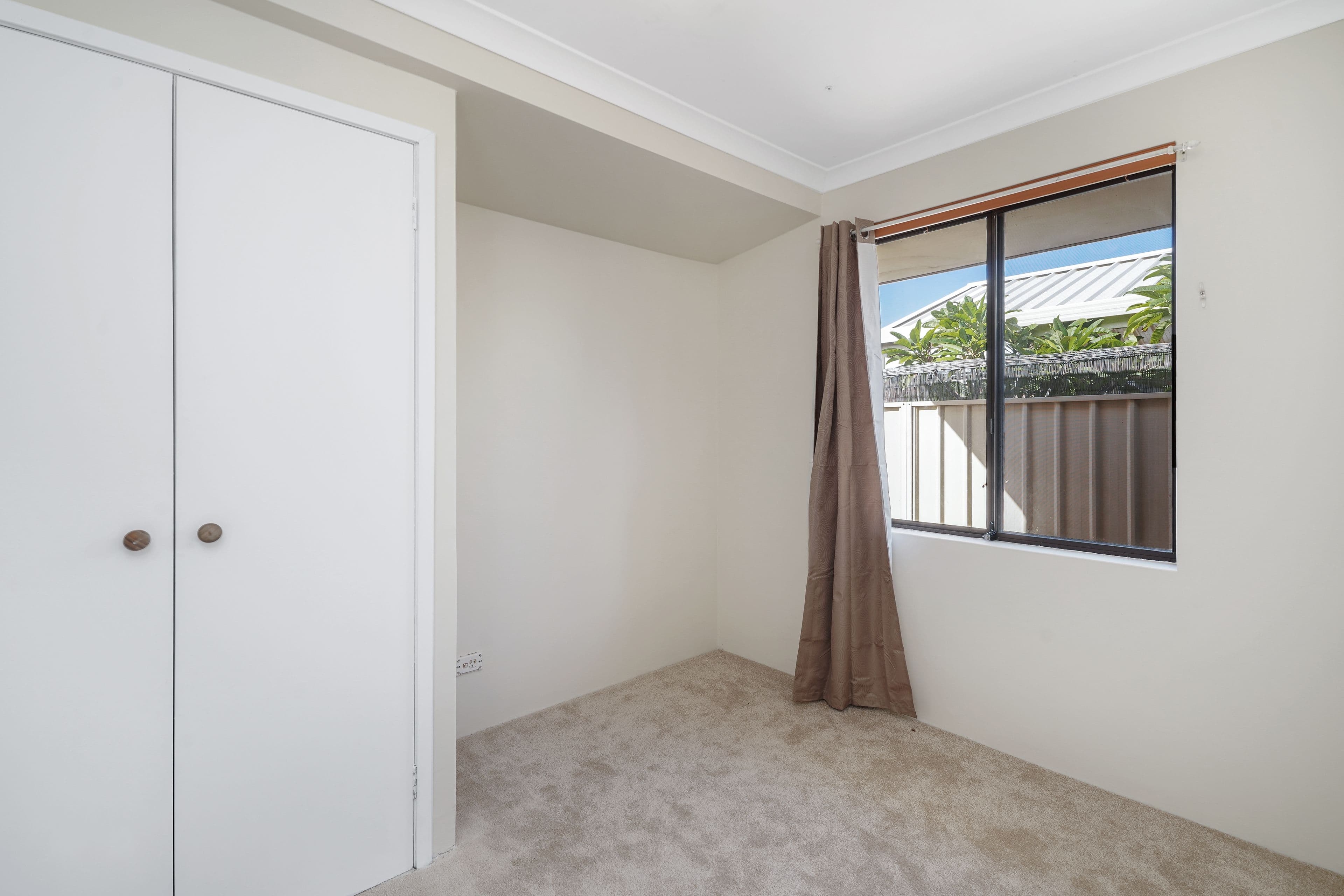 18 Bullfinch Street, Huntingdale WA 6110, Huntingdale - Thumbnail 6