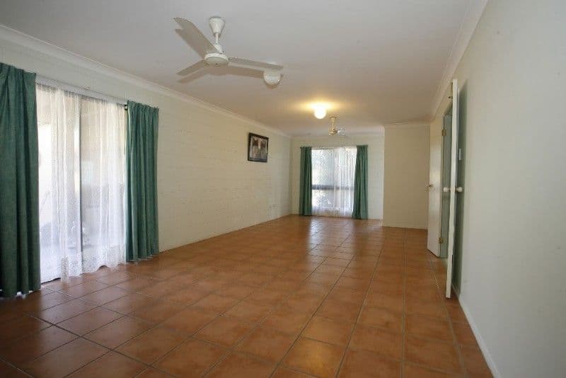 23 Gilmour Crescent, KIRWAN QLD 4817, Kirwan - Thumbnail 4
