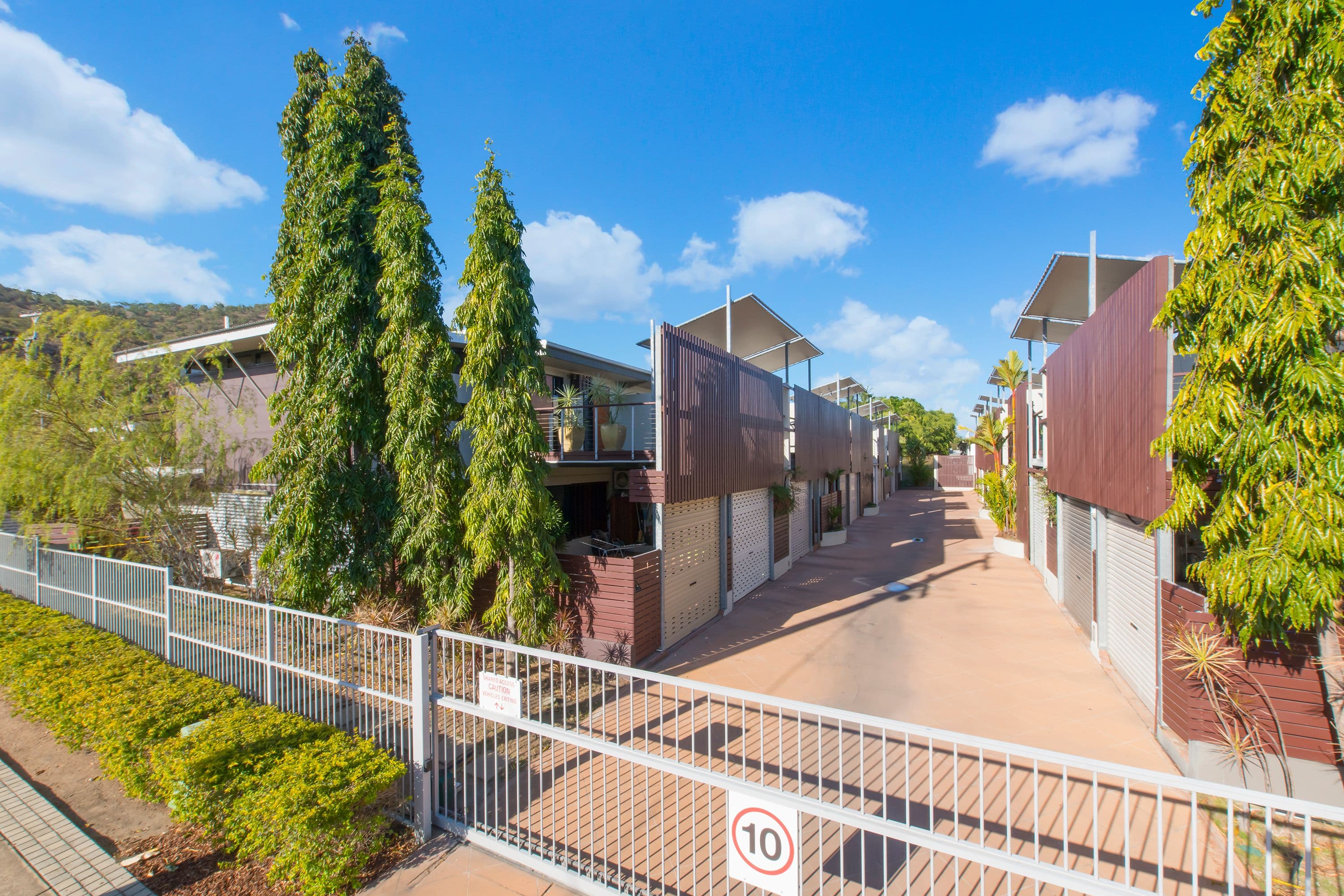 23 Echlin Street, West End QLD 4810, West End - Thumbnail 6
