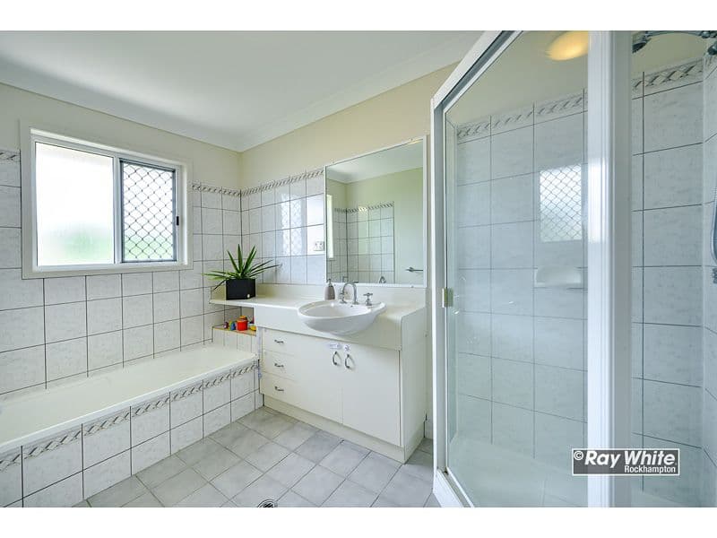 31 Permien Street, Norman Gardens QLD 4701, Norman Gardens - Thumbnail 4