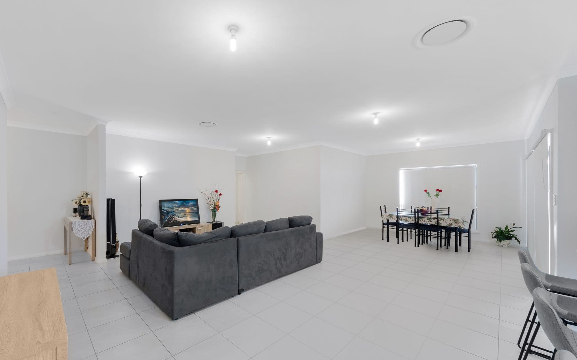 5 Mccabe Place, Rosemeadow NSW 2560, Rosemeadow - Thumbnail 3