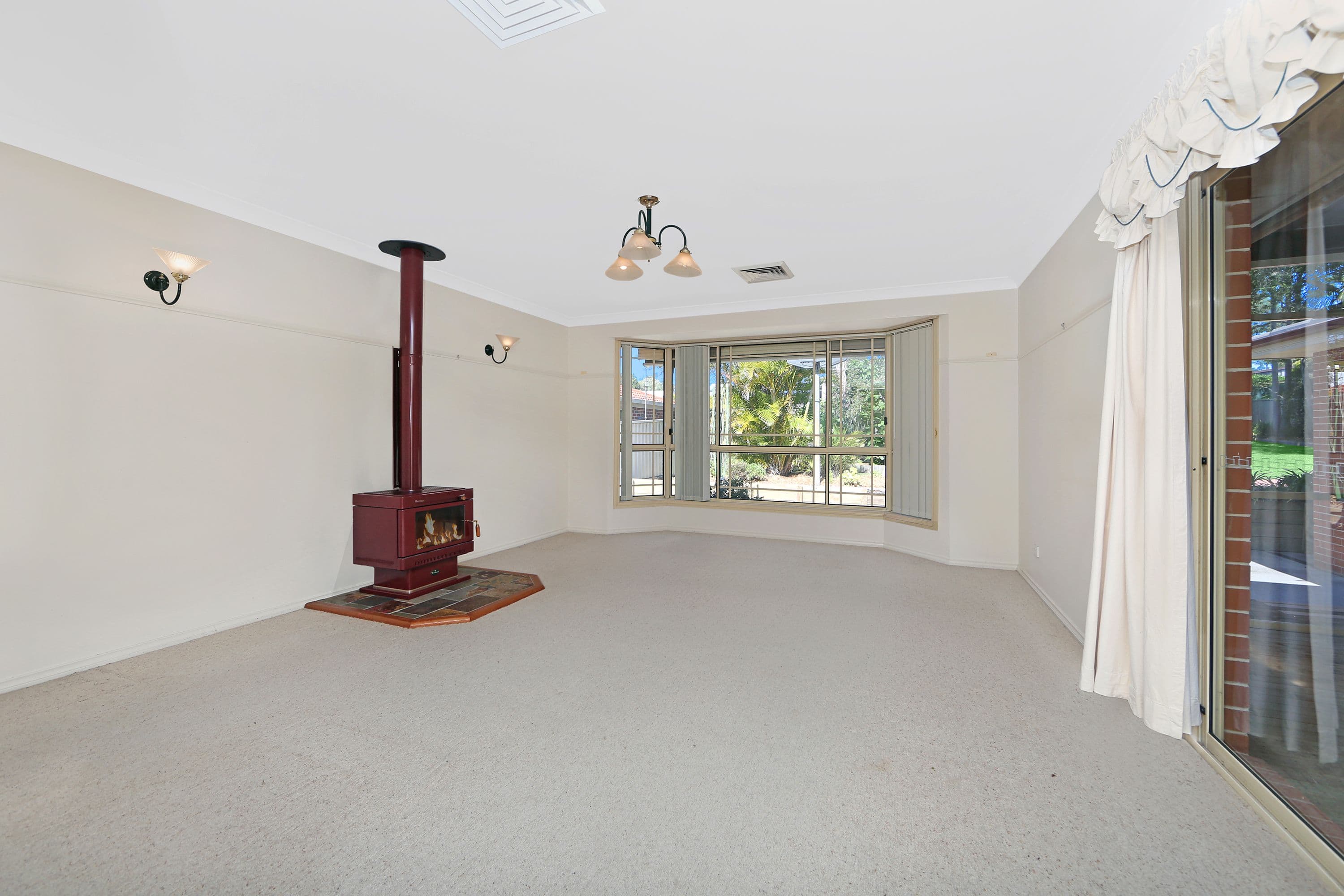 2 Mills Place, Buff Point - Thumbnail 5