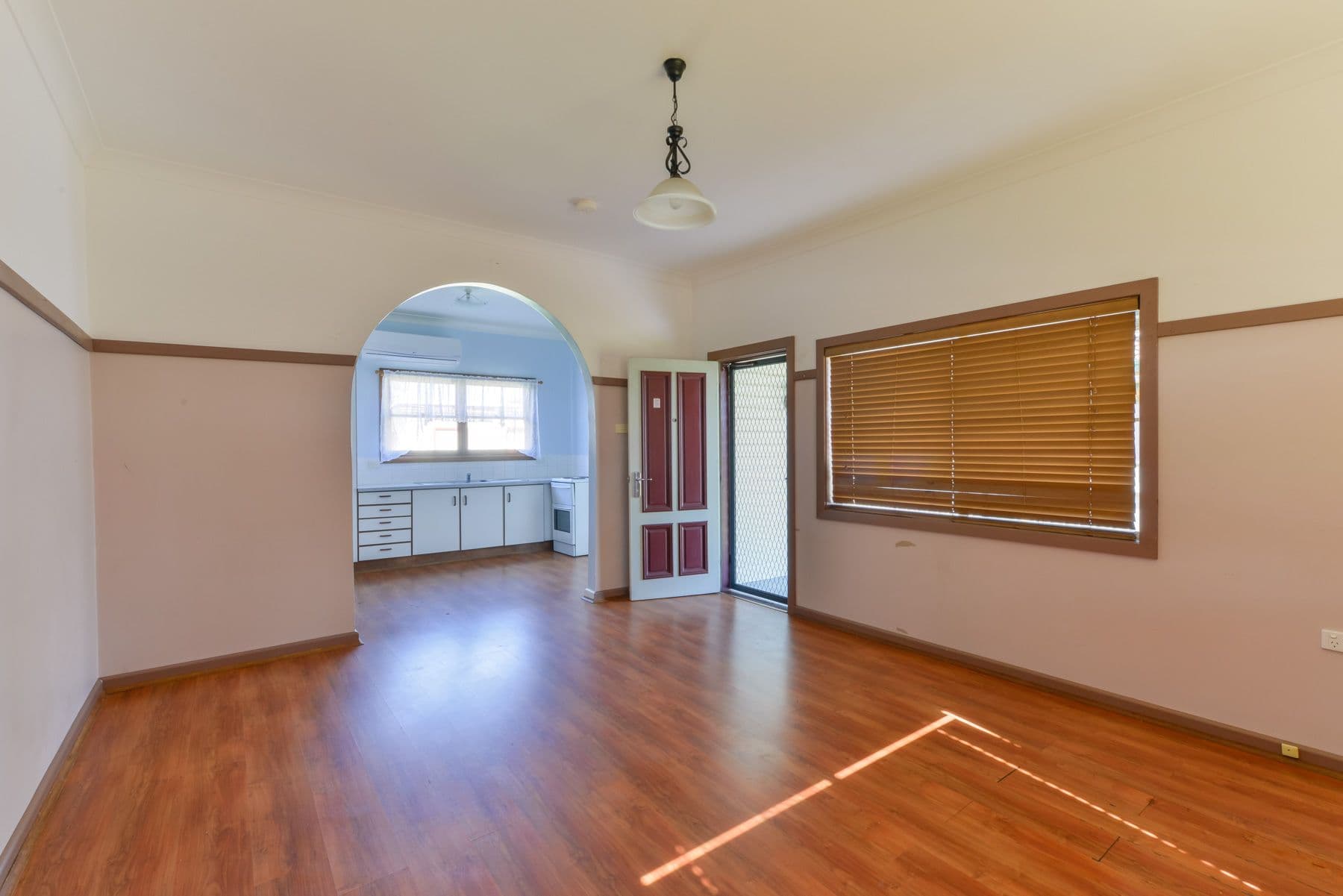 9 Electra Street, Tamworth NSW 2340, South Tamworth - Thumbnail 2