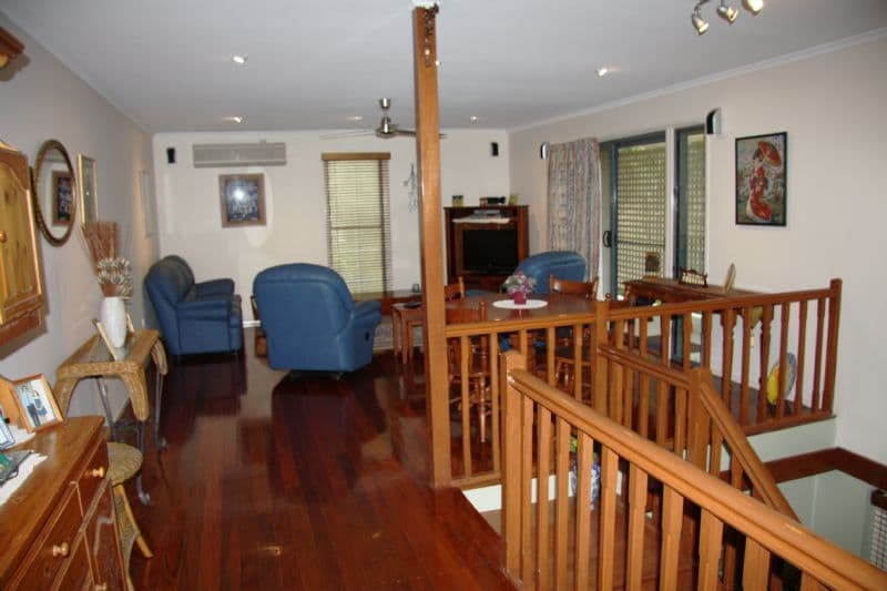 5 Baronia Court, EVERTON HILLS QLD 4053, Everton Hills - Thumbnail 2