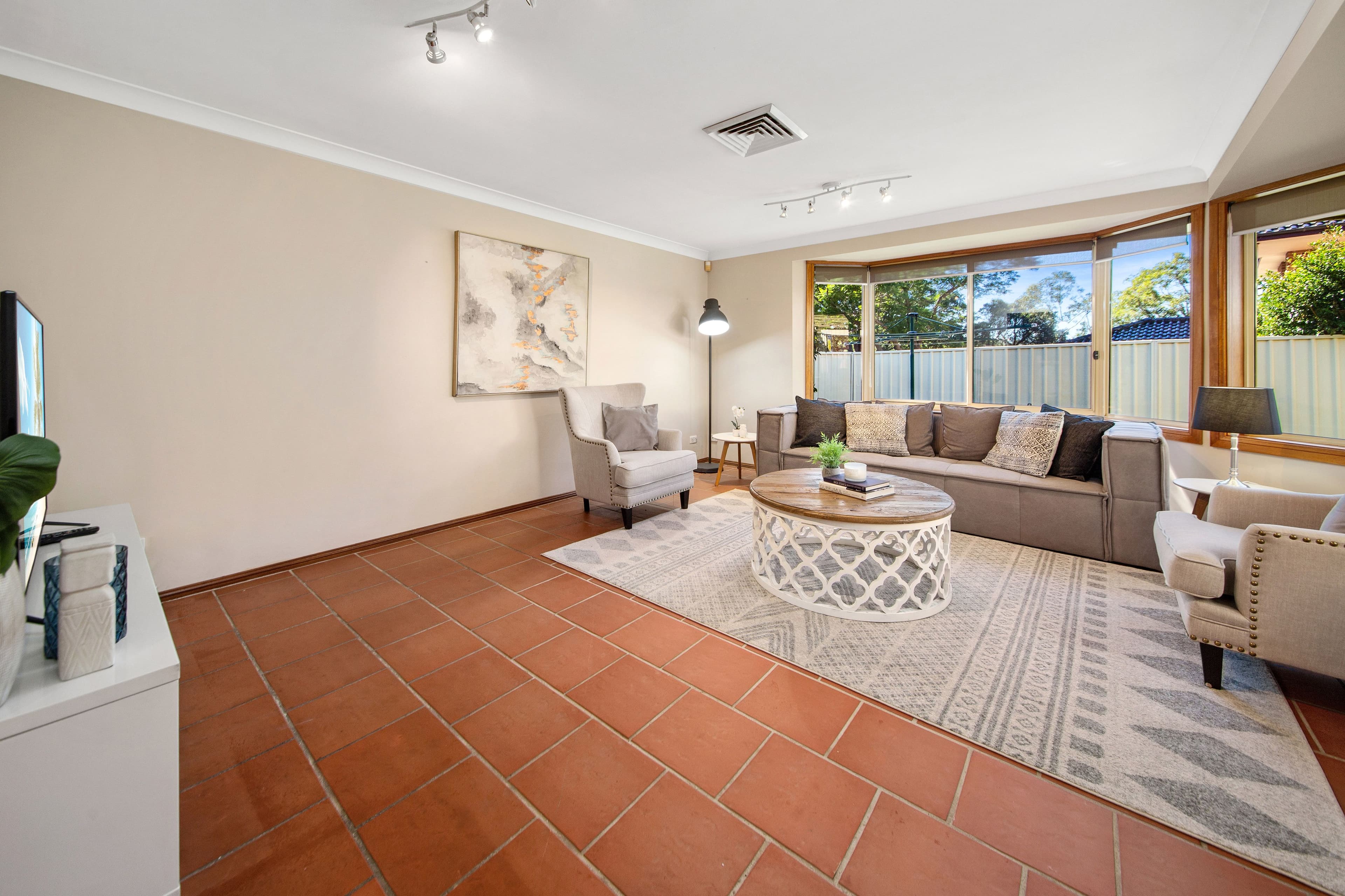 5 Cameron Place, Alfords Point NSW 2234, Alfords Point - Thumbnail 4