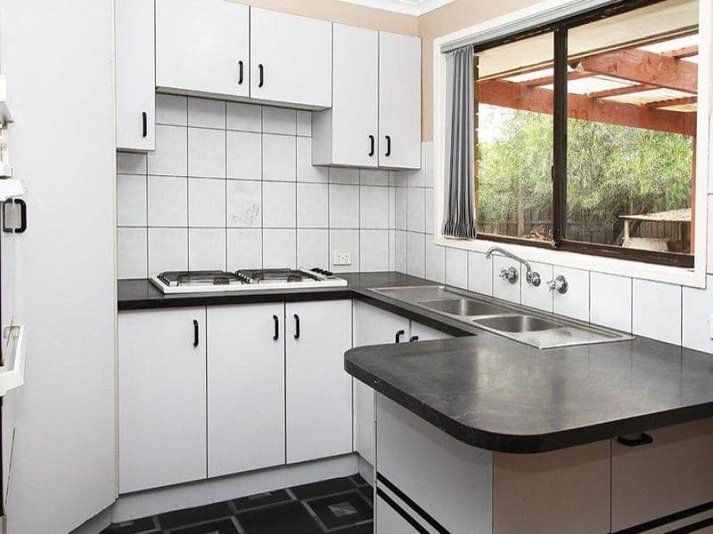 12 Sparkford Road, CRAIGIEBURN VIC 3064, Craigieburn - Thumbnail 2