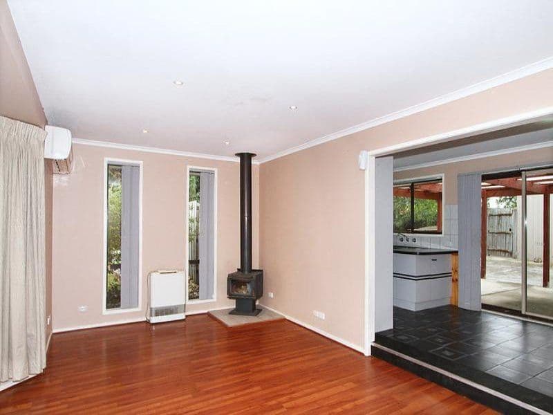 12 Sparkford Road, CRAIGIEBURN VIC 3064, Craigieburn - Thumbnail 3