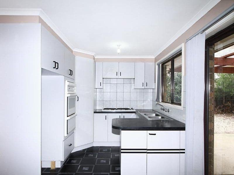 12 Sparkford Road, CRAIGIEBURN VIC 3064, Craigieburn - Thumbnail 7