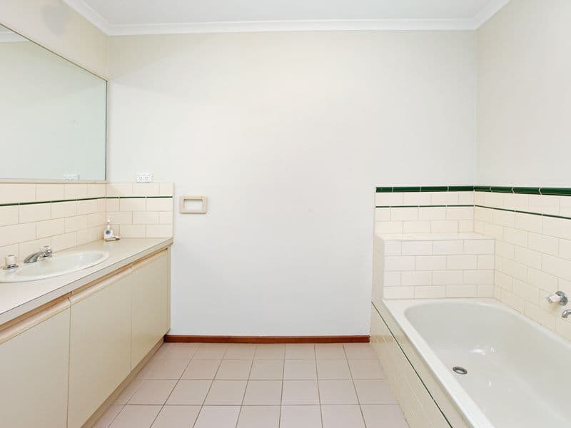 36 Wandana Drive, WANDANA HEIGHTS VIC 3216, Wandana Heights - Thumbnail 5