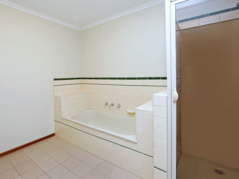 36 Wandana Drive, WANDANA HEIGHTS VIC 3216, Wandana Heights - Thumbnail 6
