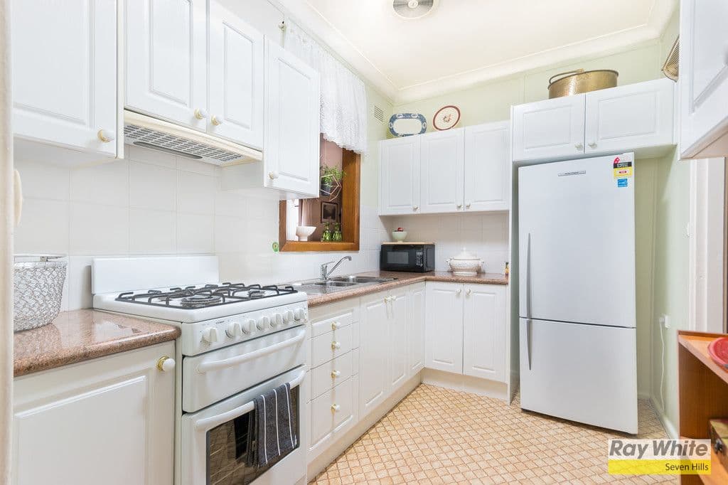 30 Mamie Avenue, Seven Hills - Thumbnail 4