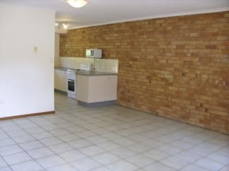 32 Wooraka Street, ROCHEDALE SOUTH QLD 4123, Rochedale South - Thumbnail 3
