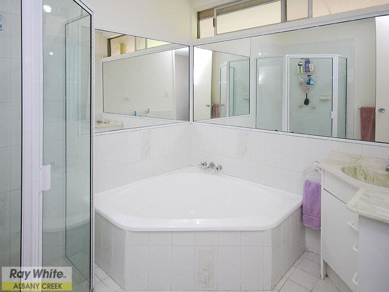 7 Bunya Park Drive, EATONS HILL QLD 4037, Eatons Hill - Thumbnail 4