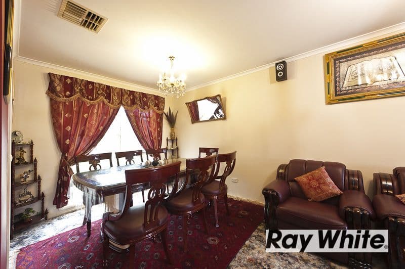 14 Willow Drive, HAMPTON PARK VIC 3976, Hampton Park - Thumbnail 3