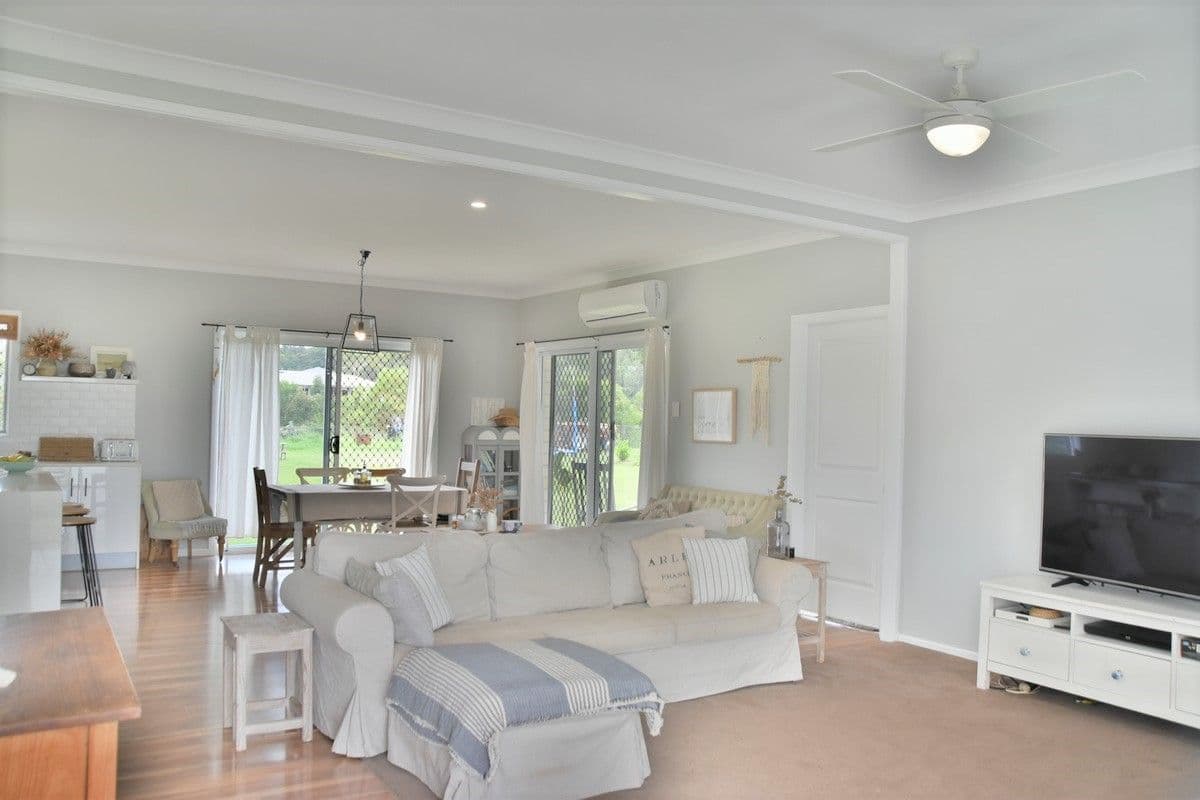 18-20 Hayview Court, Buccan QLD 4207, Buccan - Thumbnail 7