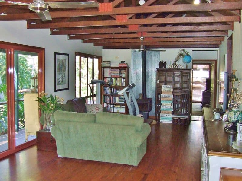2 Annie Street, LANDSBOROUGH QLD 4550, Landsborough - Thumbnail 3