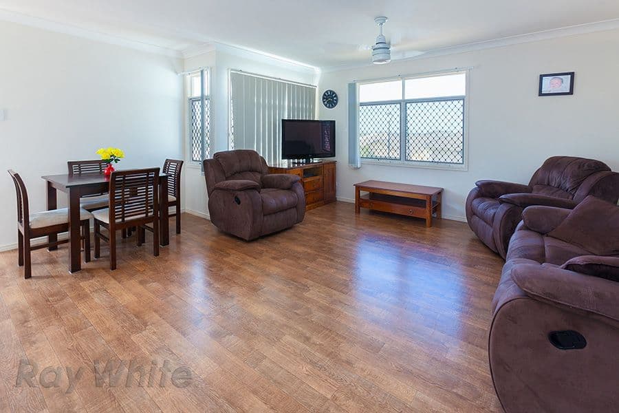 11 Epping Lane, SPRINGFIELD LAKES QLD 4300, Springfield Lakes - Thumbnail 2