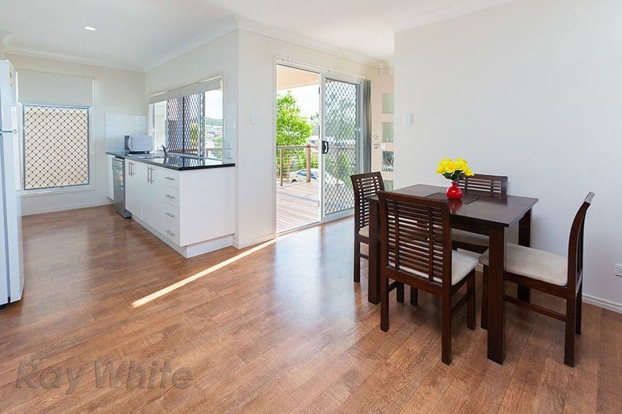 11 Epping Lane, SPRINGFIELD LAKES QLD 4300, Springfield Lakes - Thumbnail 3