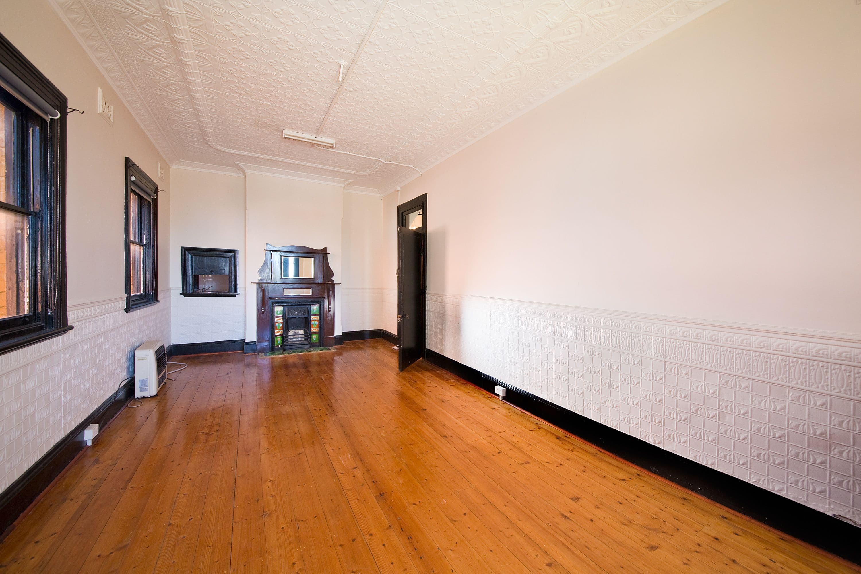 65 Lurline Street, Katoomba - Thumbnail 2