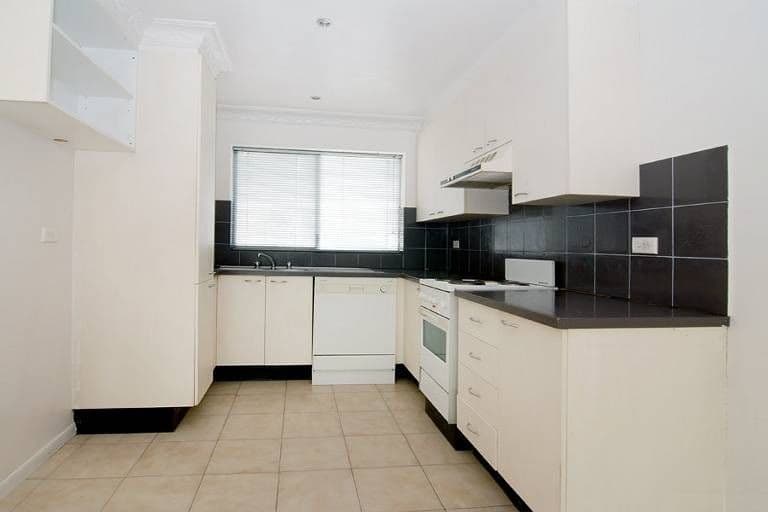 257 Enoggera Road, Newmarket QLD 4051, Newmarket - Thumbnail 3