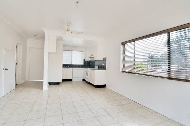 257 Enoggera Road, Newmarket QLD 4051, Newmarket - Thumbnail 4