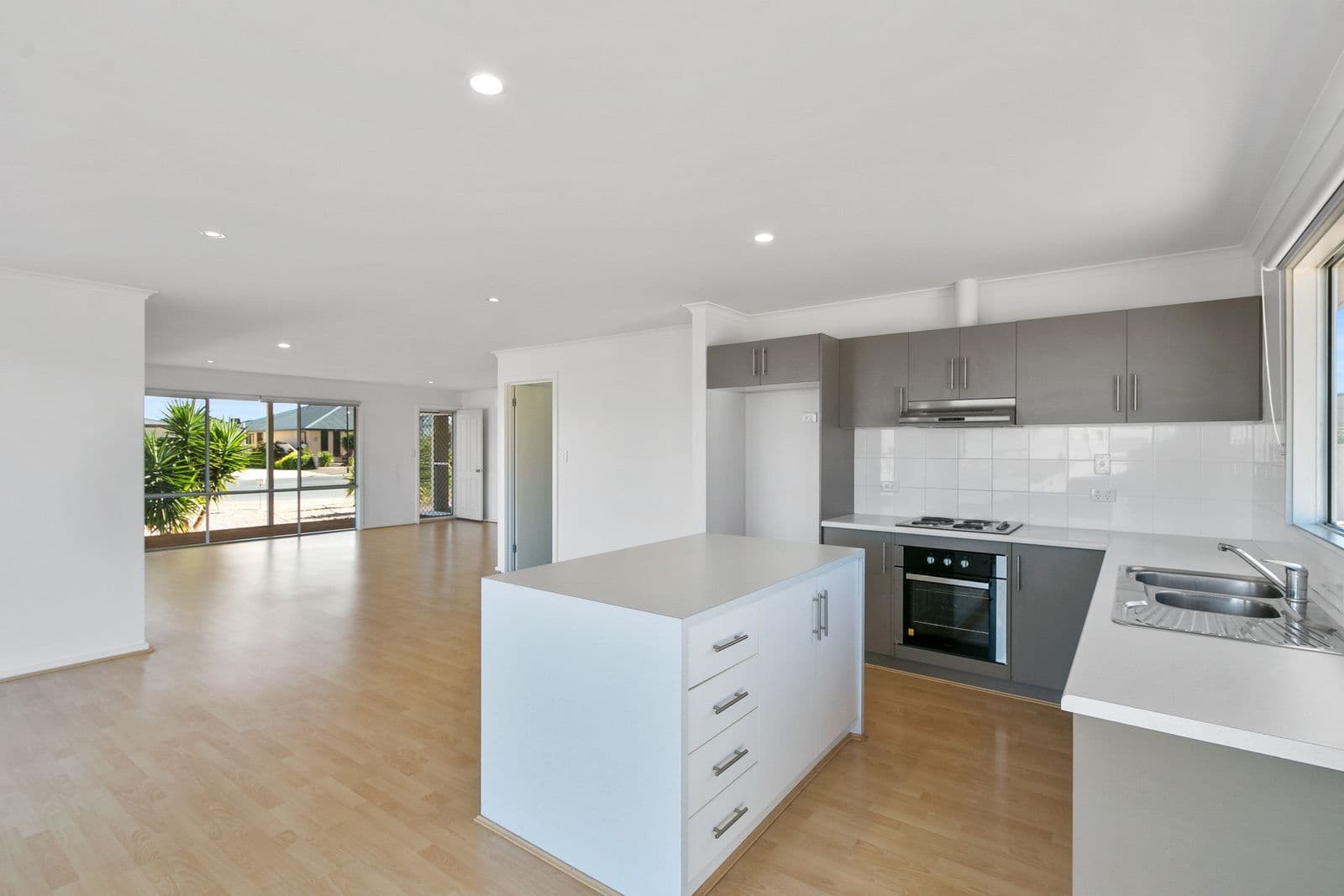 10 Ellery Court, Moonta Bay SA 5558, Moonta Bay - Thumbnail 4